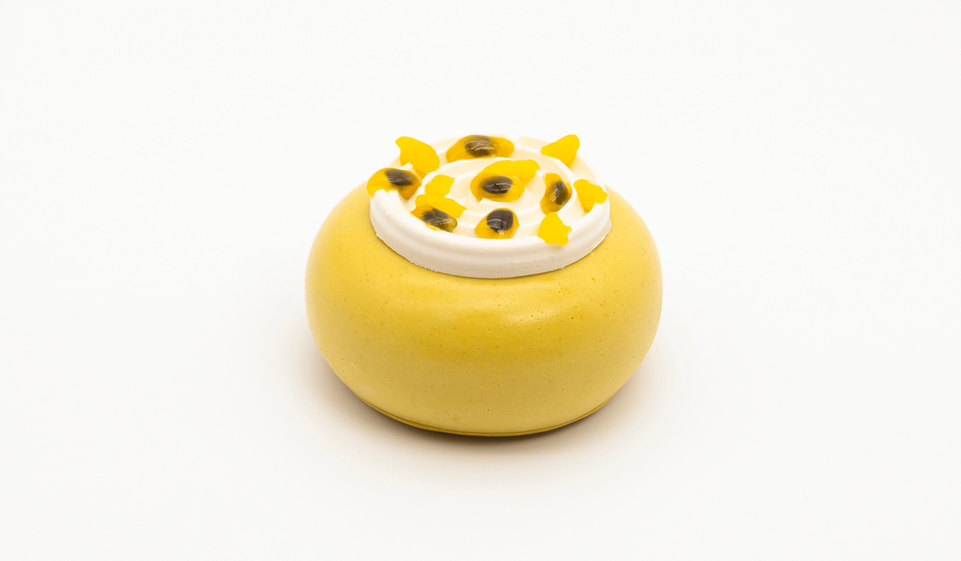 Fresh cake MANGO AND PASSION FRUIT